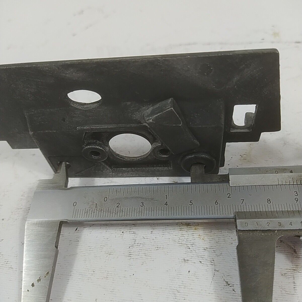 Ricambio per motosega CASTOR ALPINA 450 FLANGIA COLLETTORE CARBURATORE usato