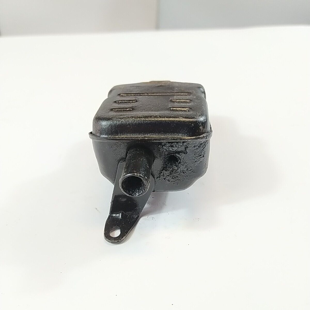 Ricambio SILENZIATORE MARMITTA usato per decespugliatore Komatsu ZENOAH G3K