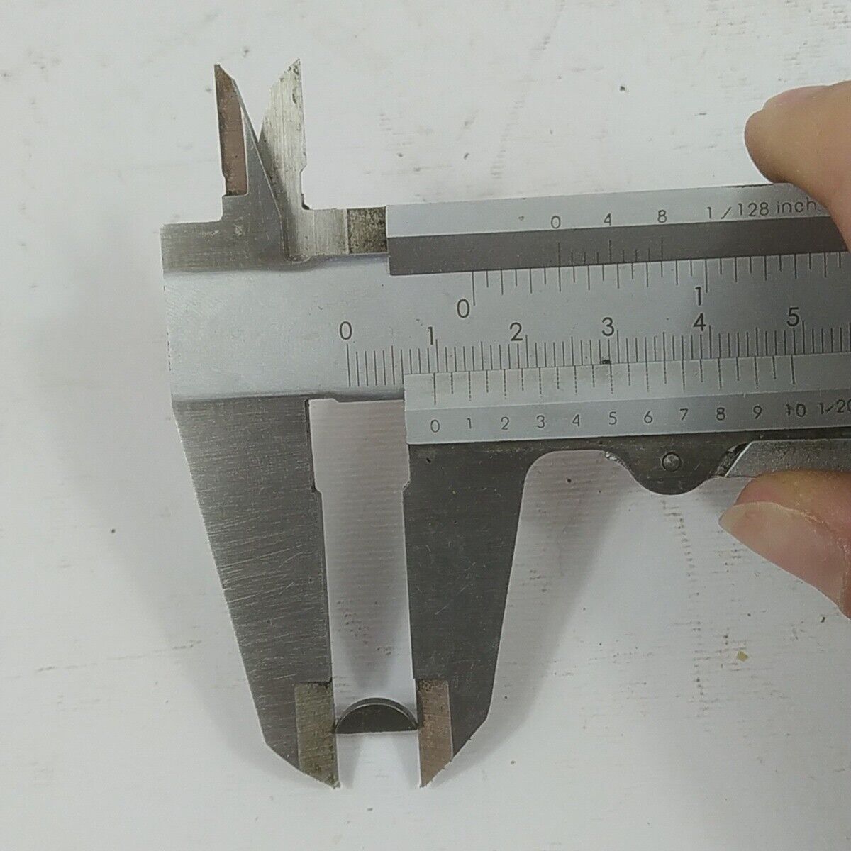 Ricambio per decespugliatore KING 40 CS DADO MEZZALUNA VOLANO AVVIAMENTO usato