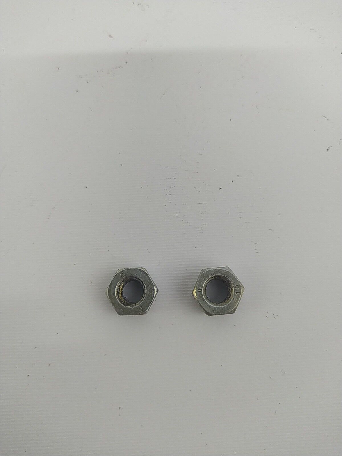 Ricambi MOTOSEGA ALPINA P 34 castor usati 1 DADO VOLANO ALBERO MOTORE BULLONE