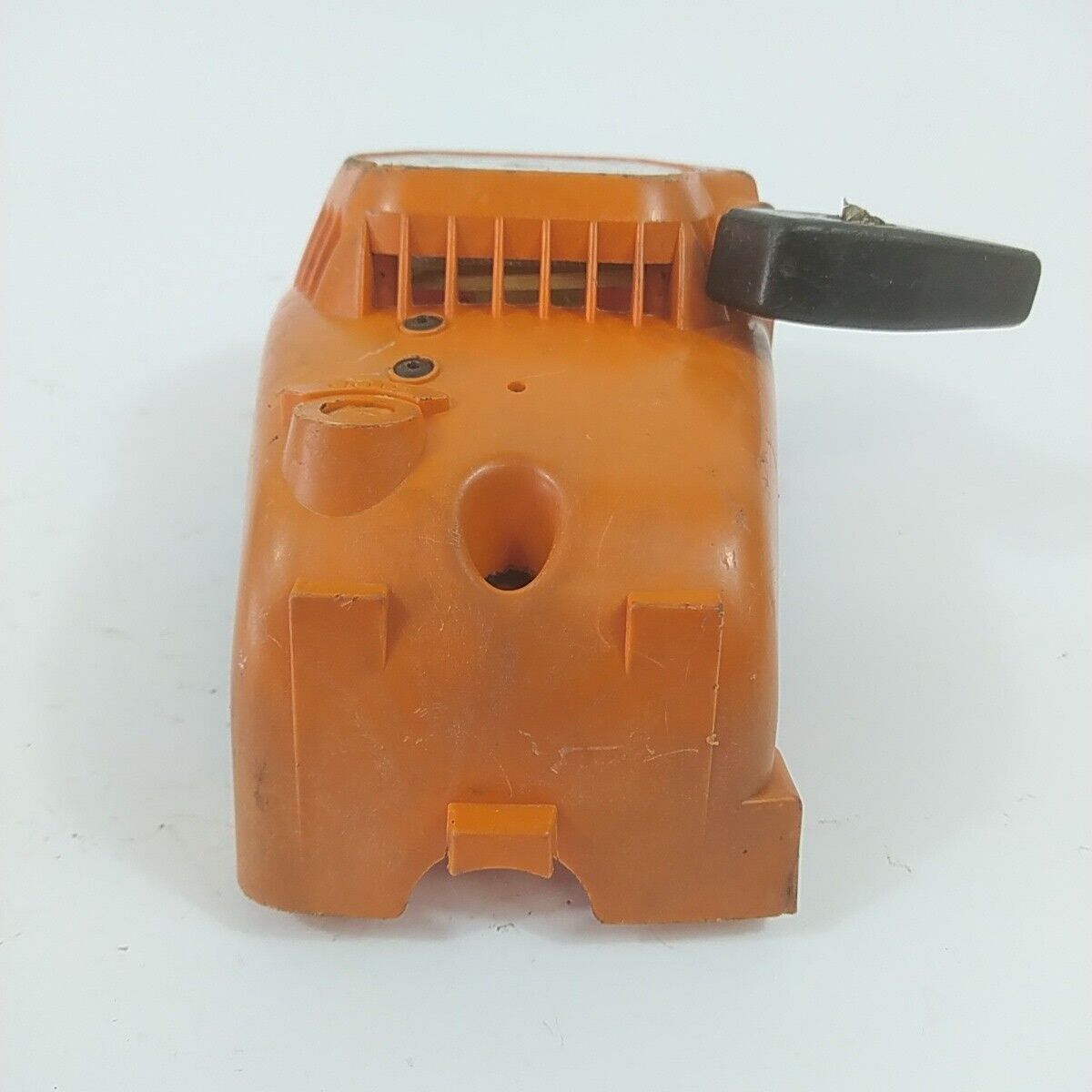 Ricambio usato COPERCHIO DI AVVIAMENTO A STRAPPO per DECESPUGLIATORE EMAK EFCO