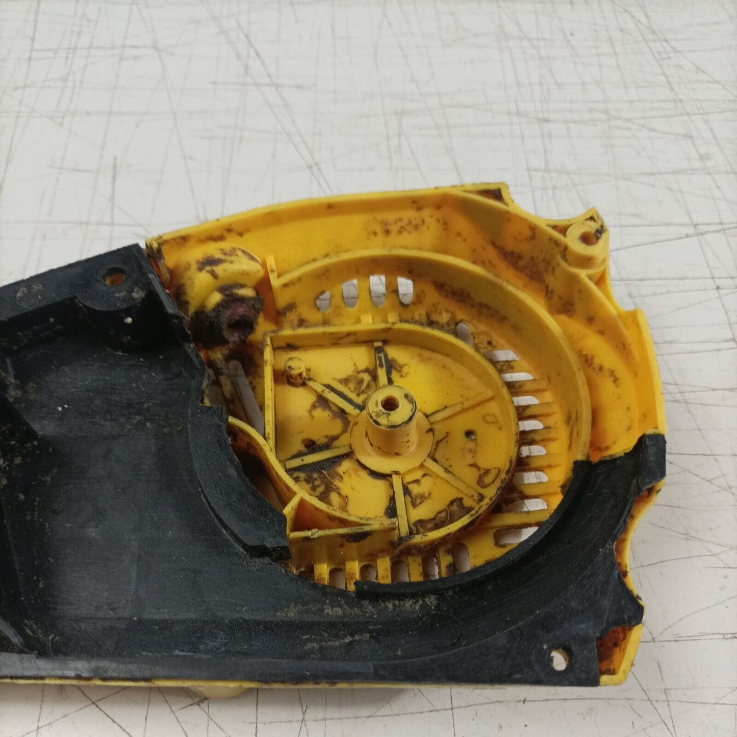 coperchio avviamento TRASCINATORE MOTOSEGA VIGOR VMS-23 25cc CINESE usato