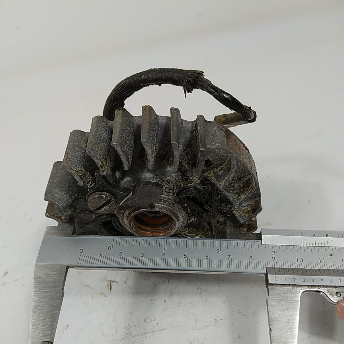 MOTOSEGA CASTOR cp 55 ALPINA PRO 55 VOLANO E BOBINA ACCENSIONE CON PUNTINE