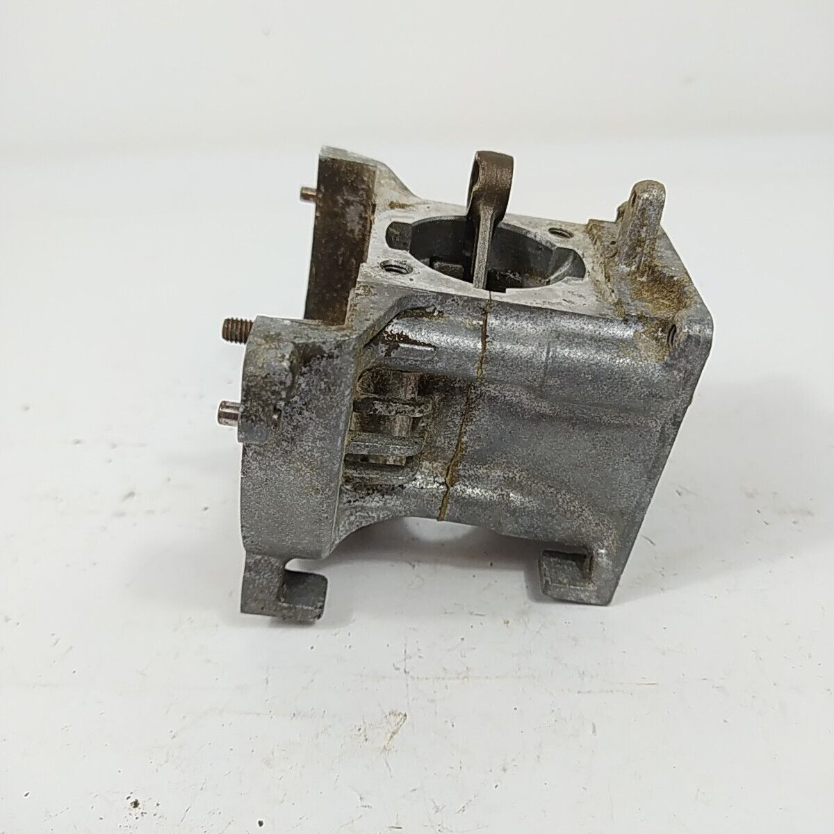 ricambio usato CARTER ALBERO MOTORE PER DECESPUGLIATORE KAWASAKI TG 33