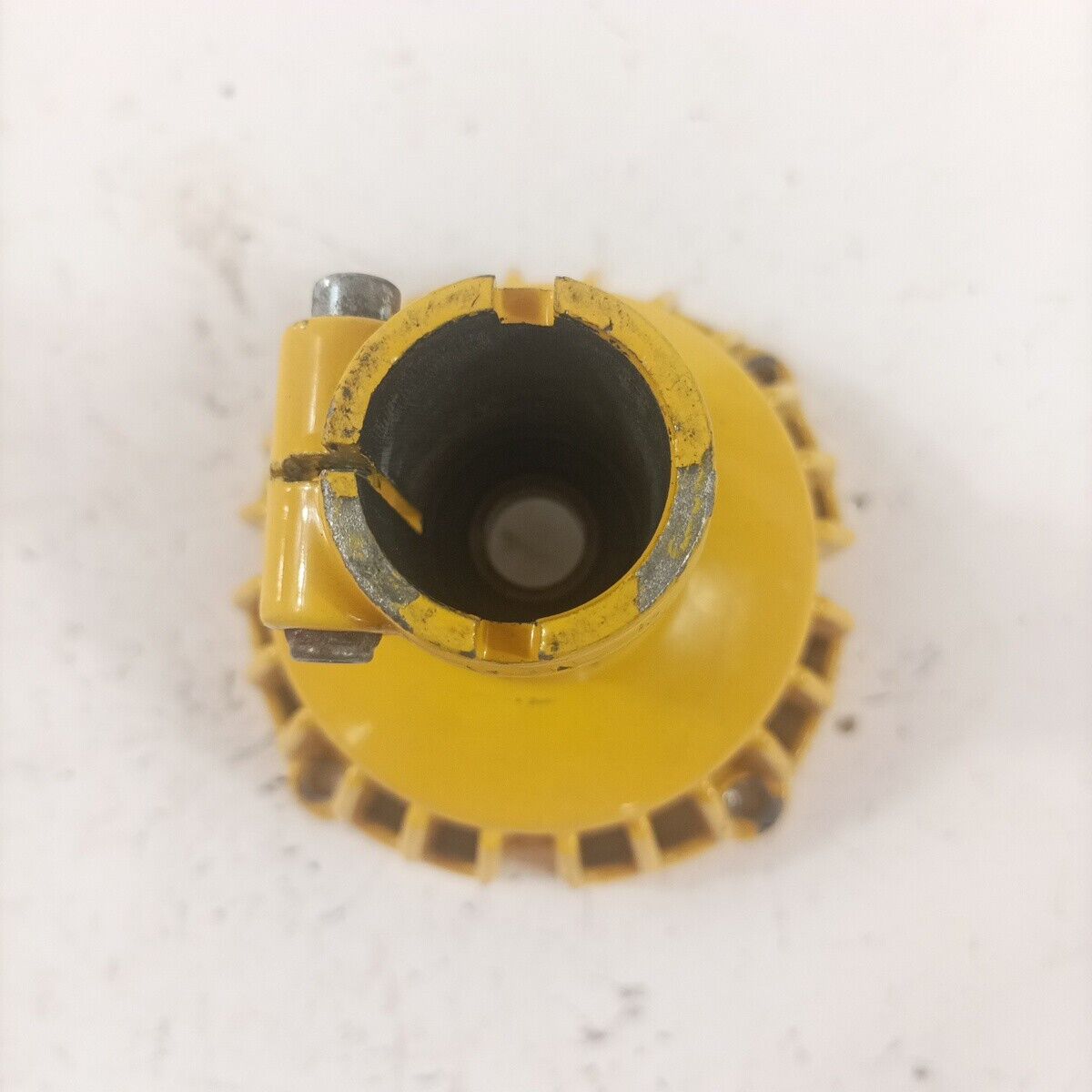 CUFFIA CAMPANA per DECESPUGLIATORE Emak Efco Oleo mac Dynamac ricambi usati