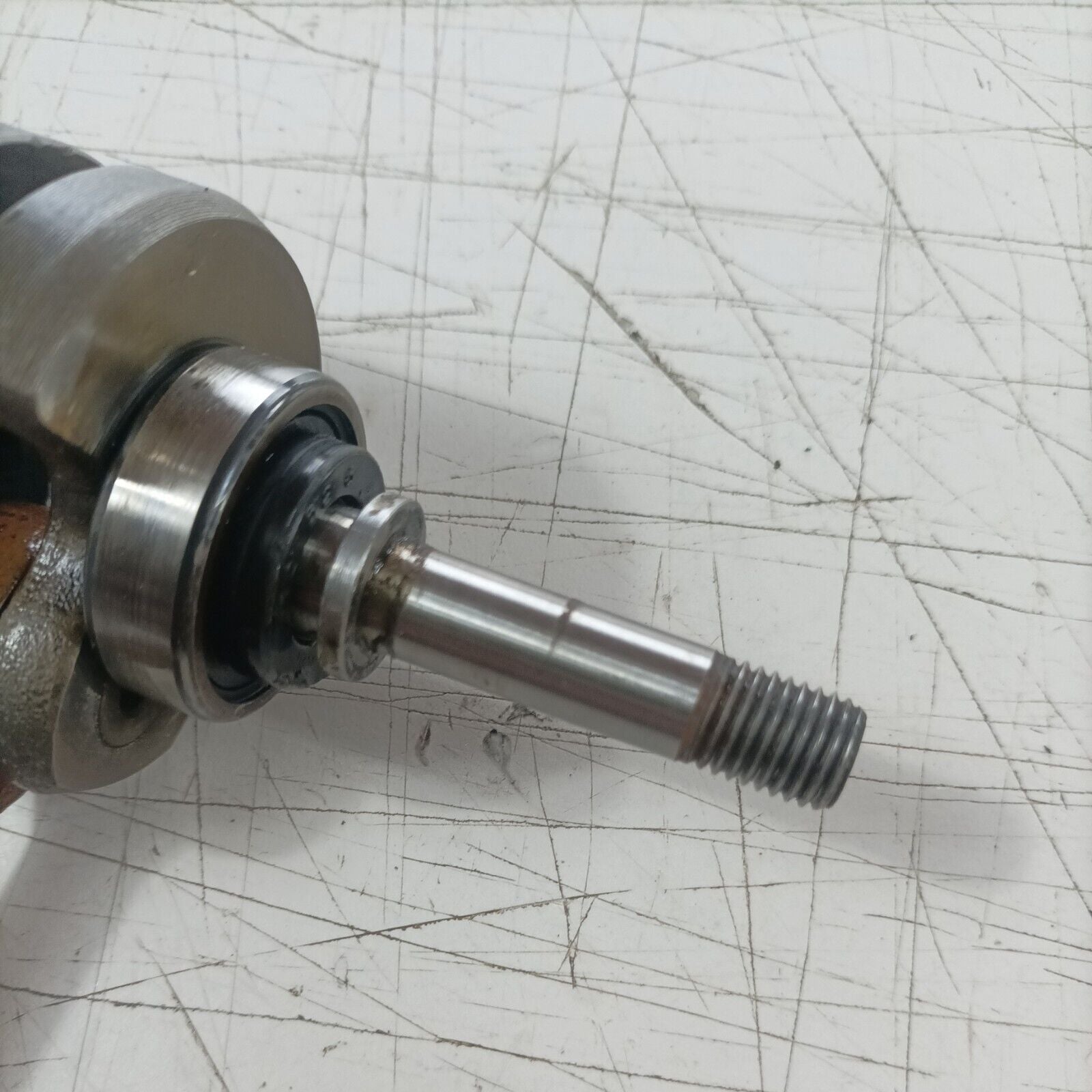 ricambio usato ALBERO MOTORE ORIGINALE COMPLETO PER MOTOSEGA ALPINA PROF 45