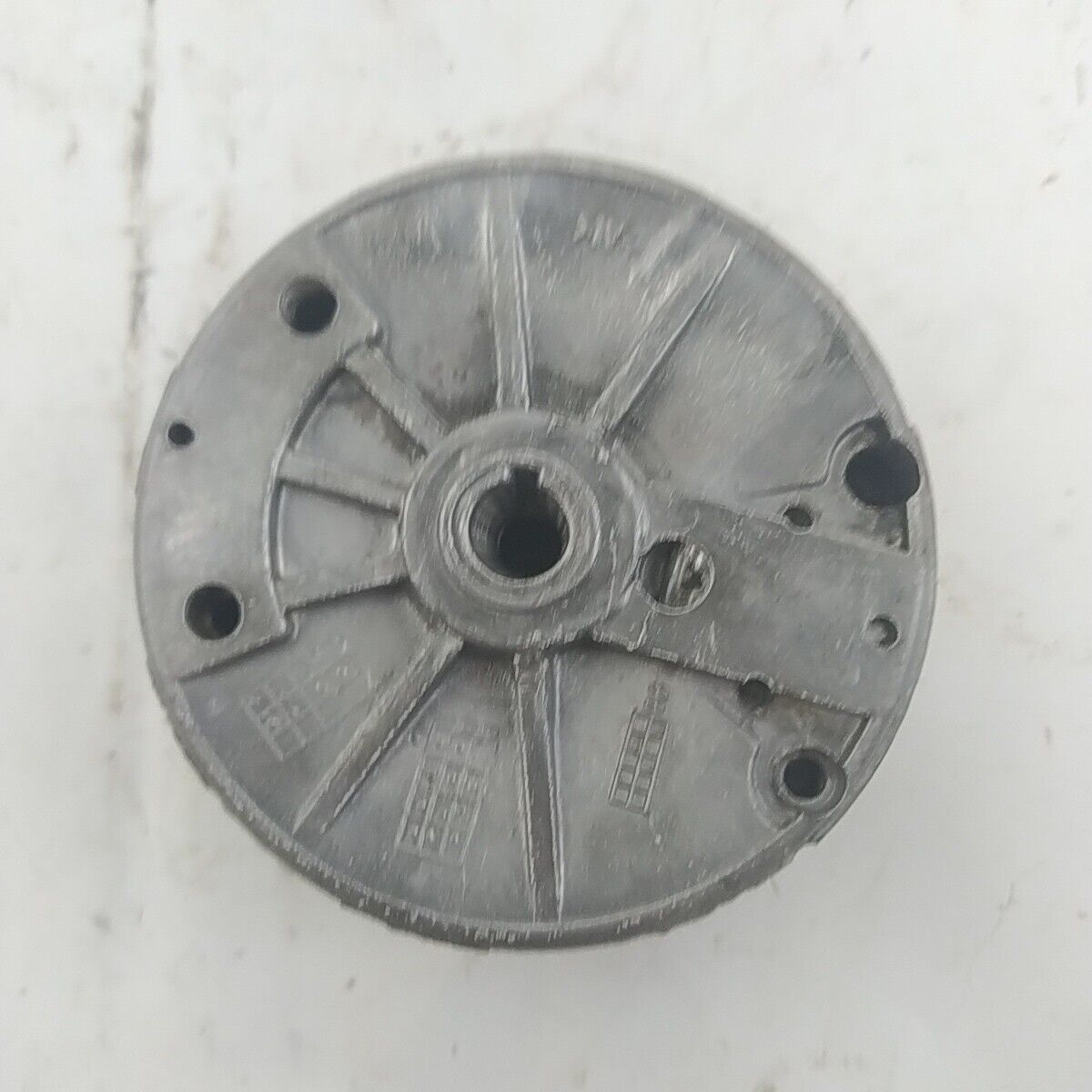 MOTOSEGA CASTOR P 361 ricambio VOLANO MAGNETICO DI AVVIAMENTO ACCENSIONE Usato