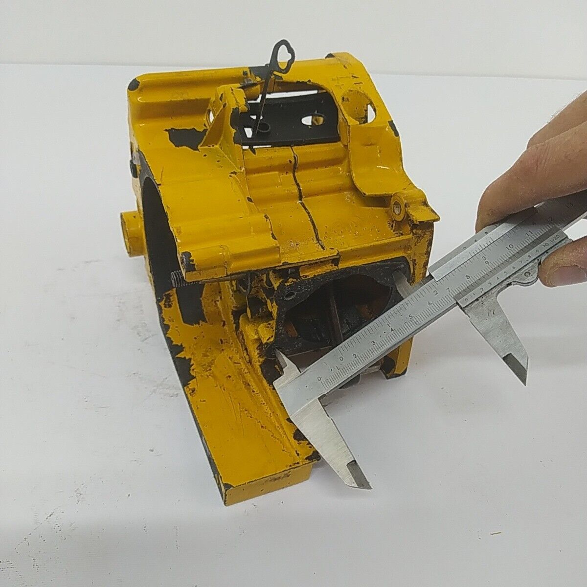 Ricambi per MOTOSEGA ALPINA P 34 castor usati BASAMENTO ALBERO MOTORE 