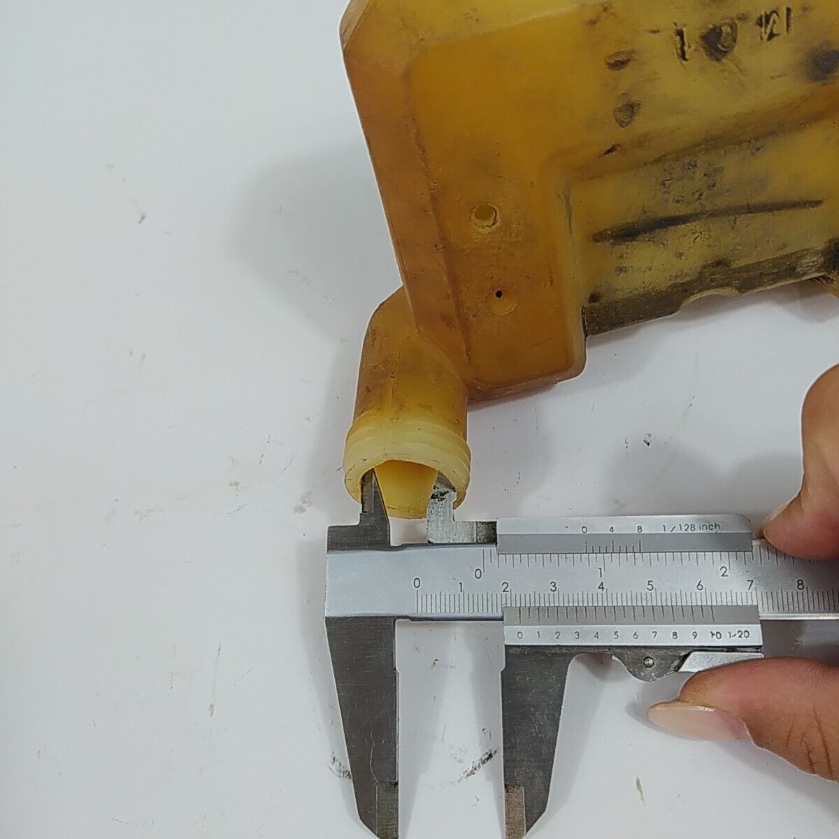 Ricambio SERBATOIO CARBURANTE benzina usato per DECESPUGLIATORE MCCULLOCH GT 50