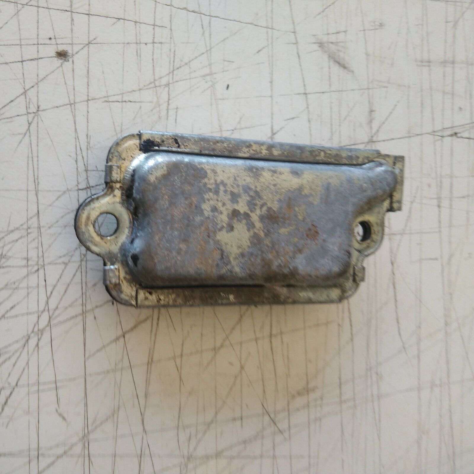 COPERCHIO VALVOLE PER TOSAERBA CASTEL GARDEN CASTOR GGP SV 150 ricambi usati