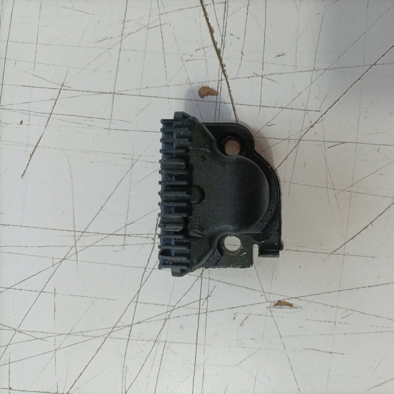 SUPPORTO CARBURATORE E filtro aria PER MOTOSEGA CASTEL CS 39 ALPINA P 390 usato