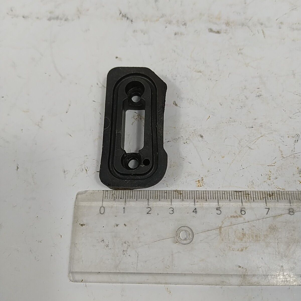 ricambio usato FLANGIA COLLETTORE CARBURATORE per motosega CASTOR CP70 ALPINA 60