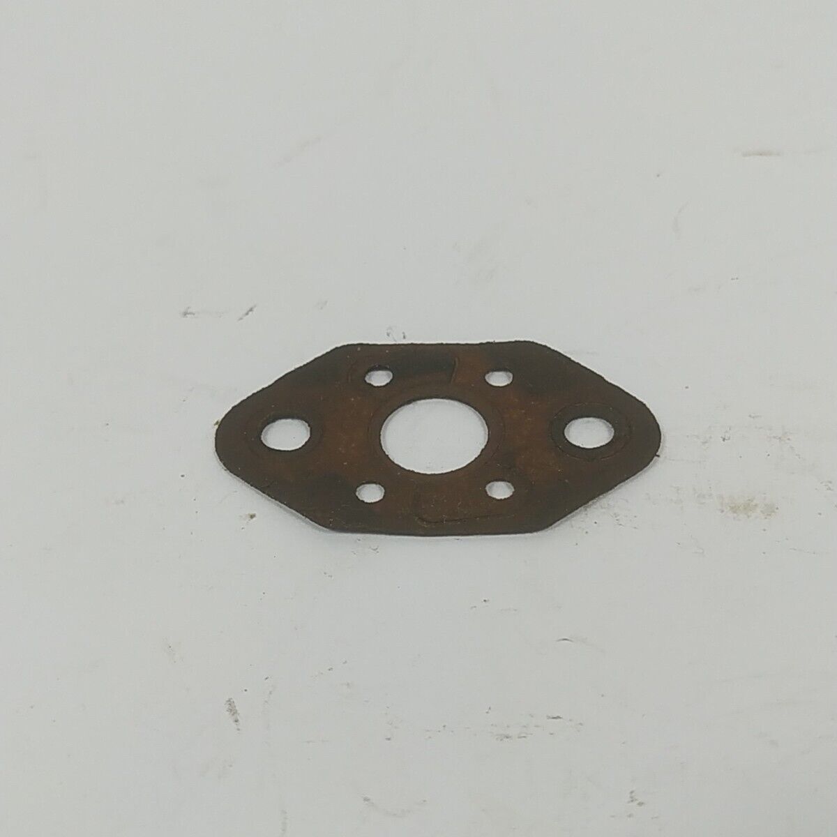 Ricambio per decespugliatore EFCO 8250 GUARNIZIONE collettore CARBURATORE usato