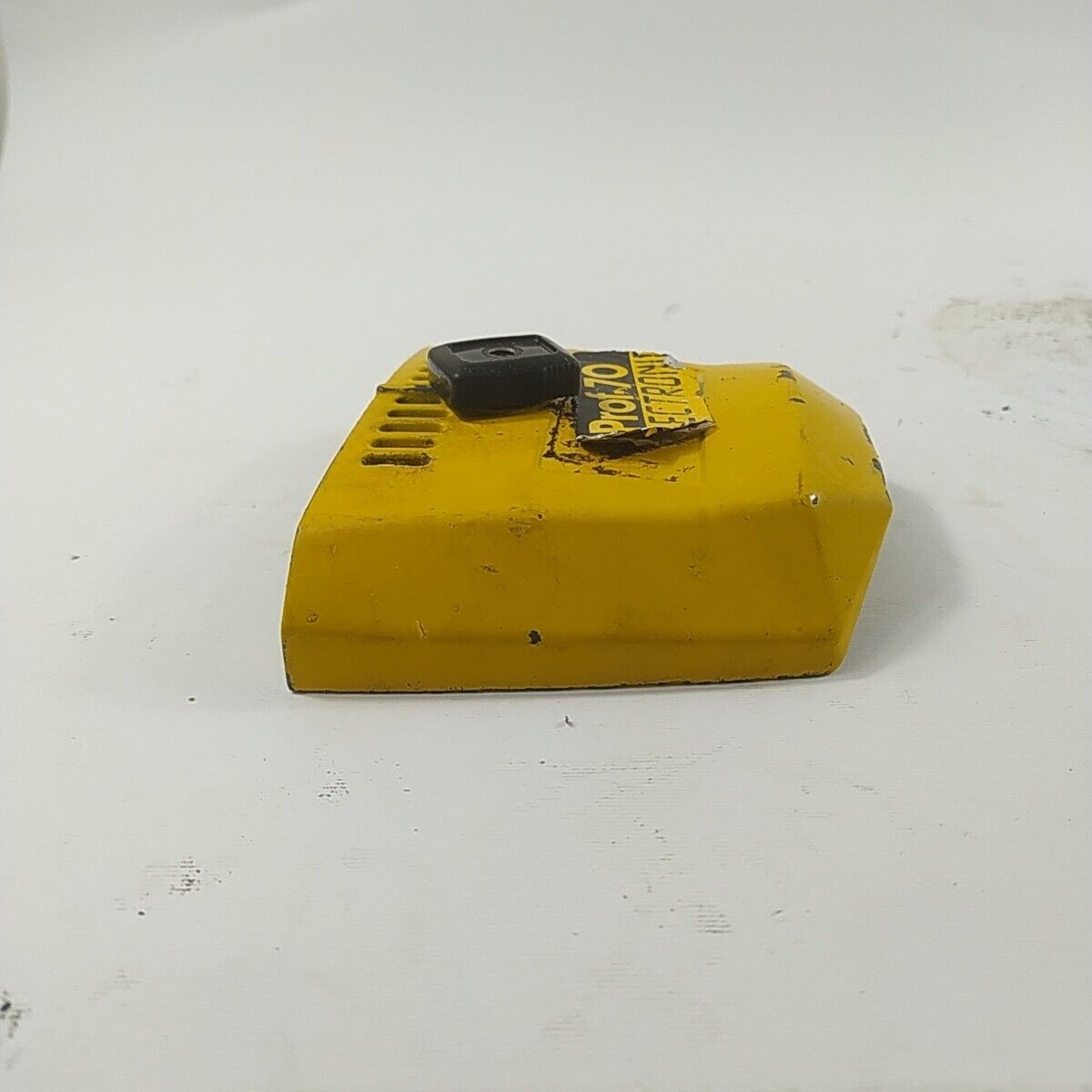 ricambio COPERCHIO FILTRO ARIA CARBURATORE Per motosega ALPINA PROF 70 usati