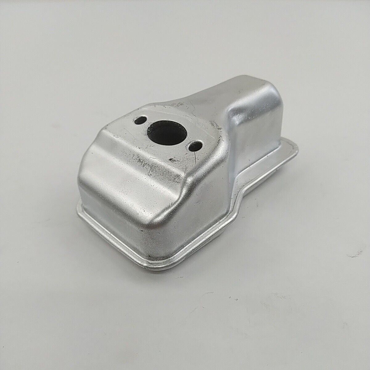 ricambio MARMITTA SILENZIATORE di scarico per MOTOSEGA ALPINA A350 usato