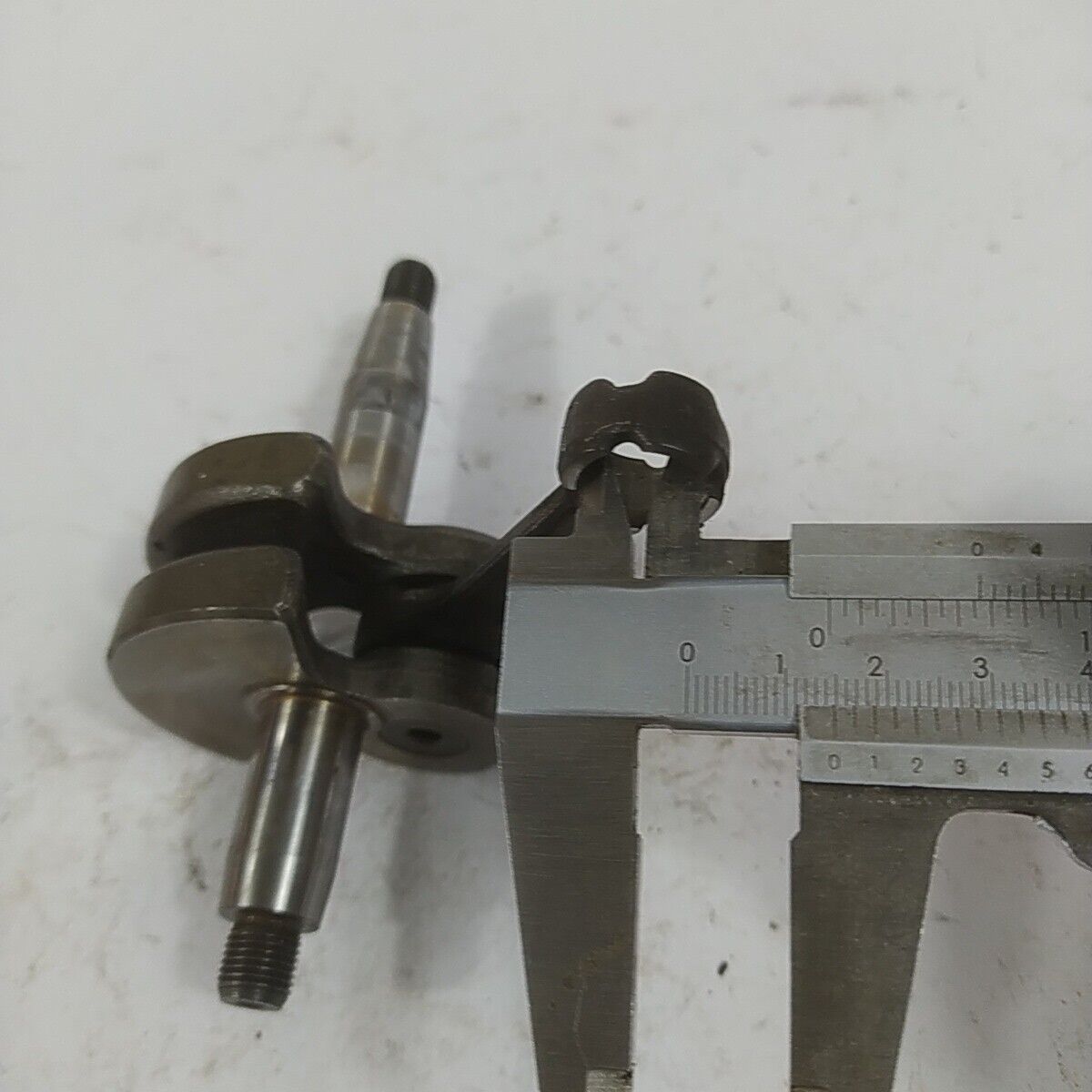 Ricambio ALBERO MOTORE ORIGINALE usato per decespugliatore Komatsu ZENOAH G5K