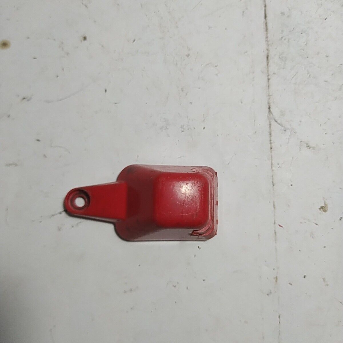 Ricambio copri COPERCHIO CANDELA MOTORE usato per decespugliatore Emak Efco 8425