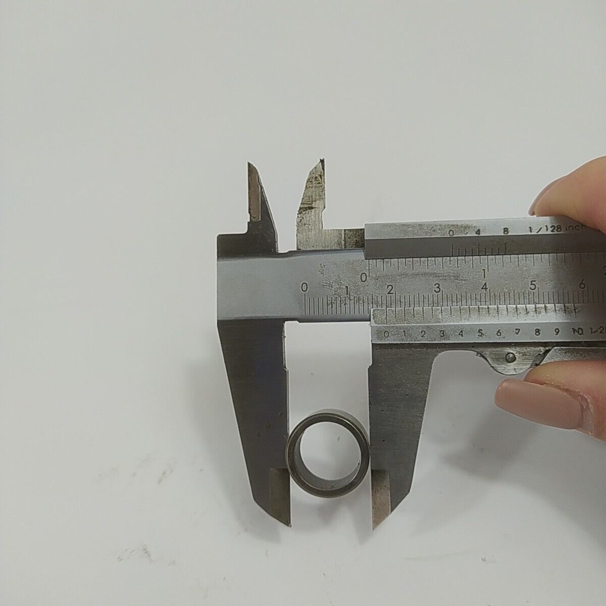 ricambi DADO BULLONE CAMPANA FRIZIONE per motosega castor ALPINA PROF 70 usati