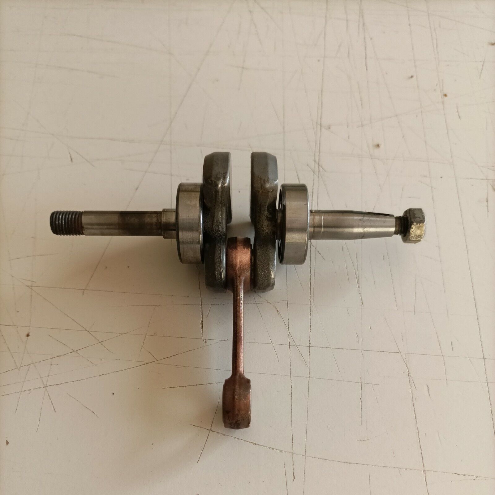 ricambio usato ALBERO MOTORE ORIGINALE PER MOTOSEGA CASTOR ALPINA  45