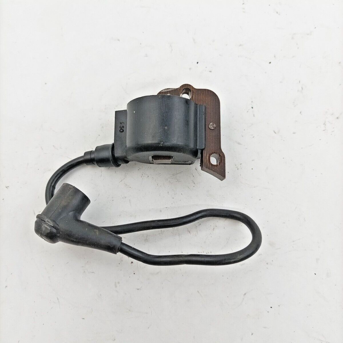 Ricambi DECESPUGLIATORE HUSQVARNA 39 R usati BOBINA Em DI AVVIAMENTO ACCENSIONE