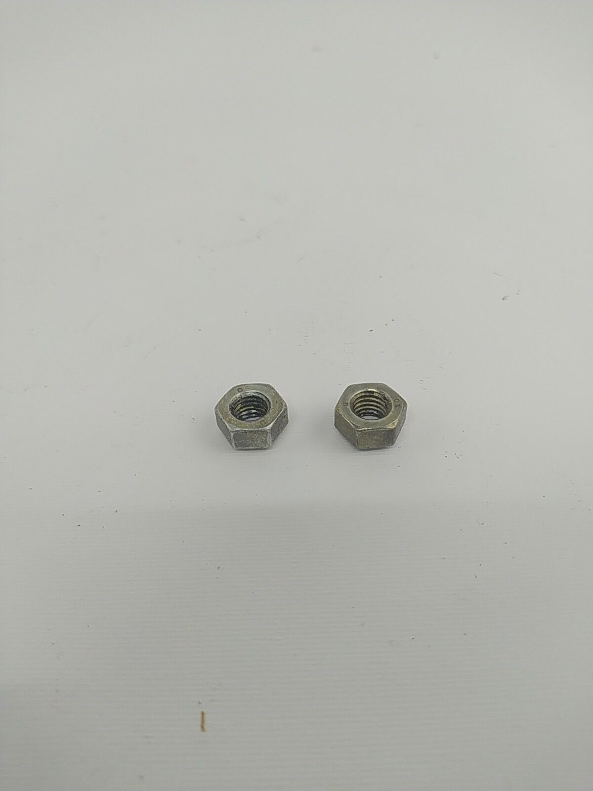 Ricambi MOTOSEGA ALPINA P 34 castor usati 1 DADO VOLANO ALBERO MOTORE BULLONE