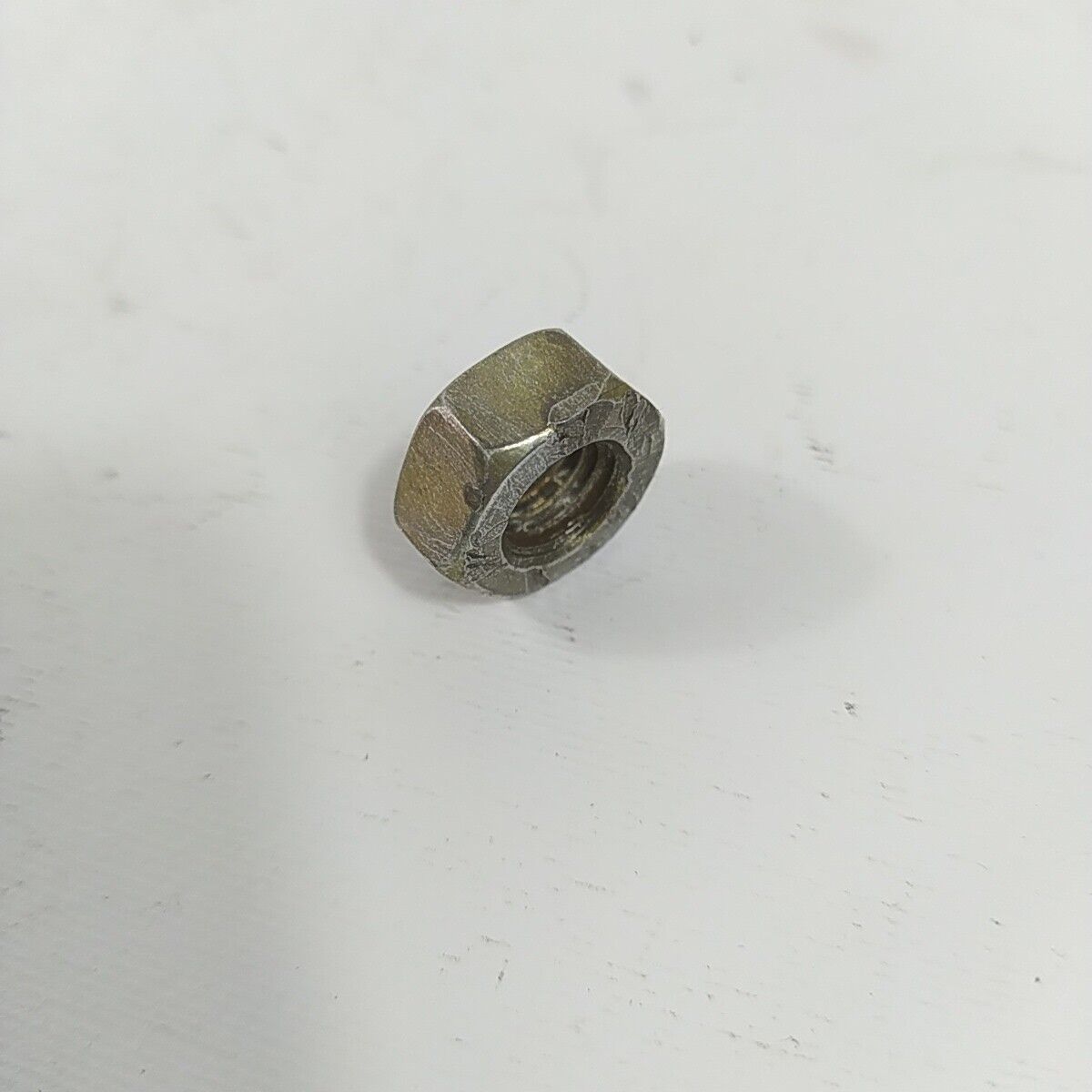 ricambi DECESPUGLIATORE BLUE BIRD ZM 54 DADO ALBERO MOTORE LATO VOLANO usati