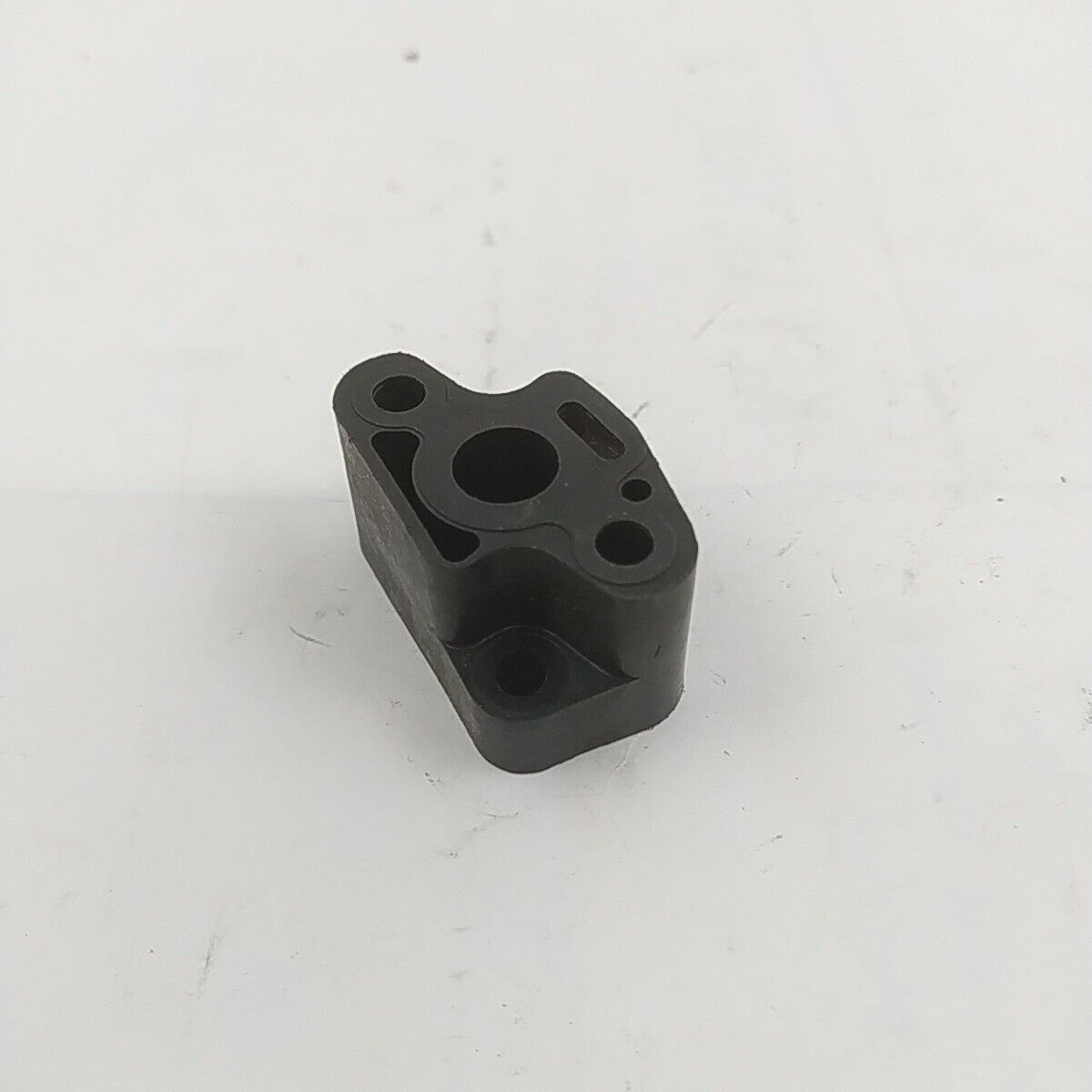 Ricambio FLANGIA COLLETTORE carburatore usato per decespugliatore MARUYAMA E 42