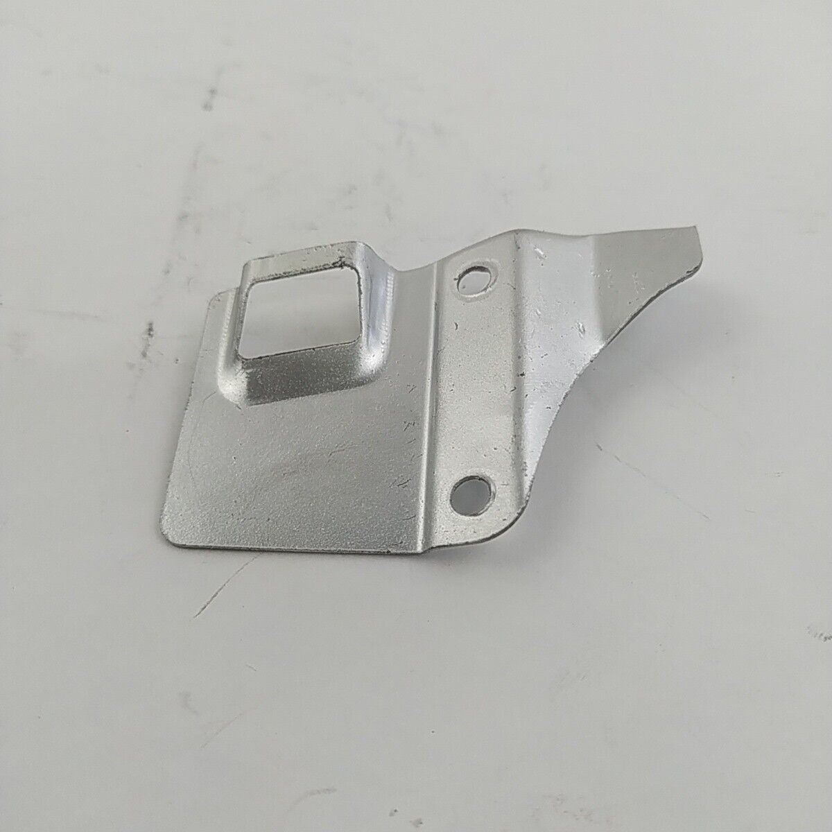 ricambio MARMITTA SILENZIATORE di scarico per MOTOSEGA ALPINA A350 usato