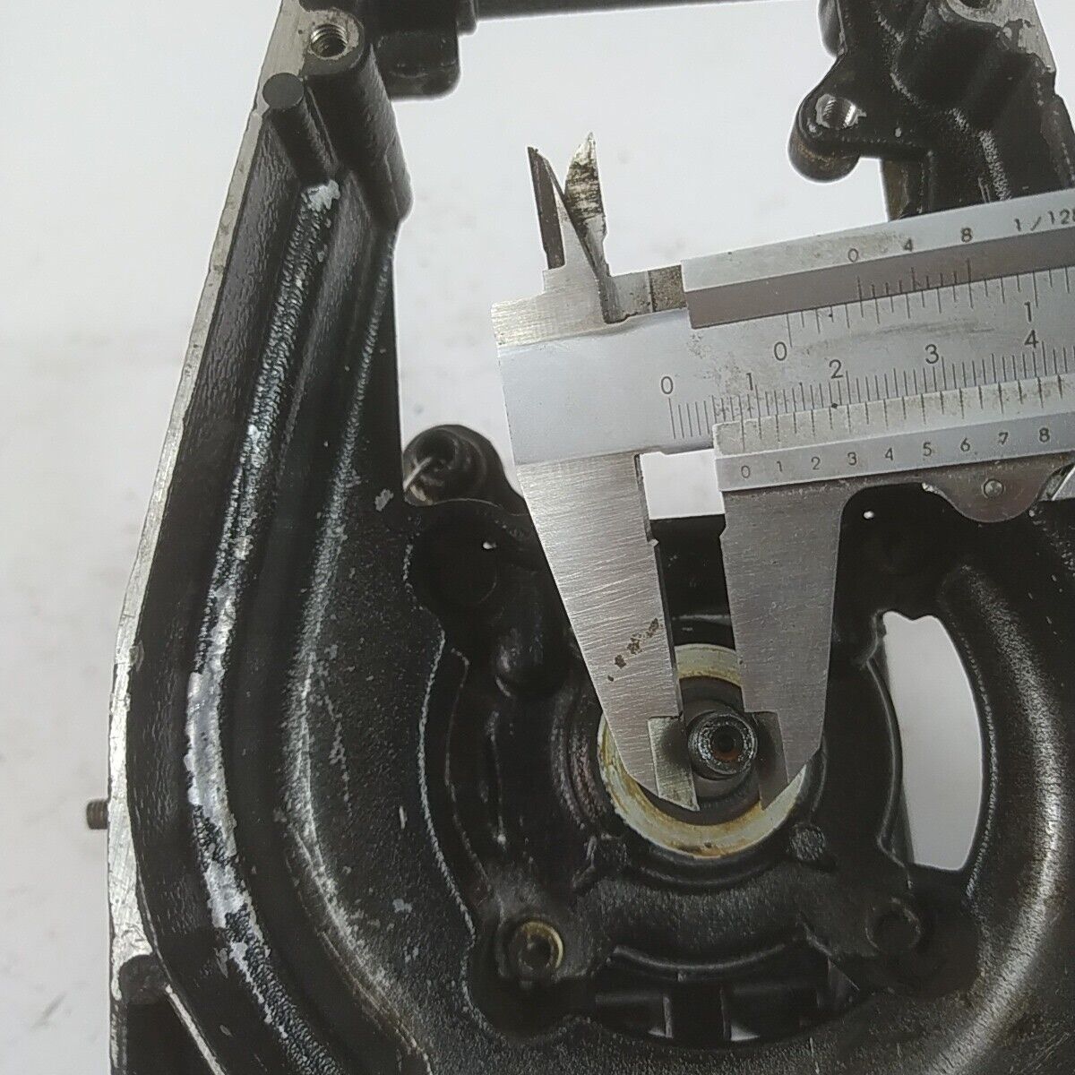 Ricambi usati per decespugliatore MCCULLOCH BP 38 albero motore carter basamento