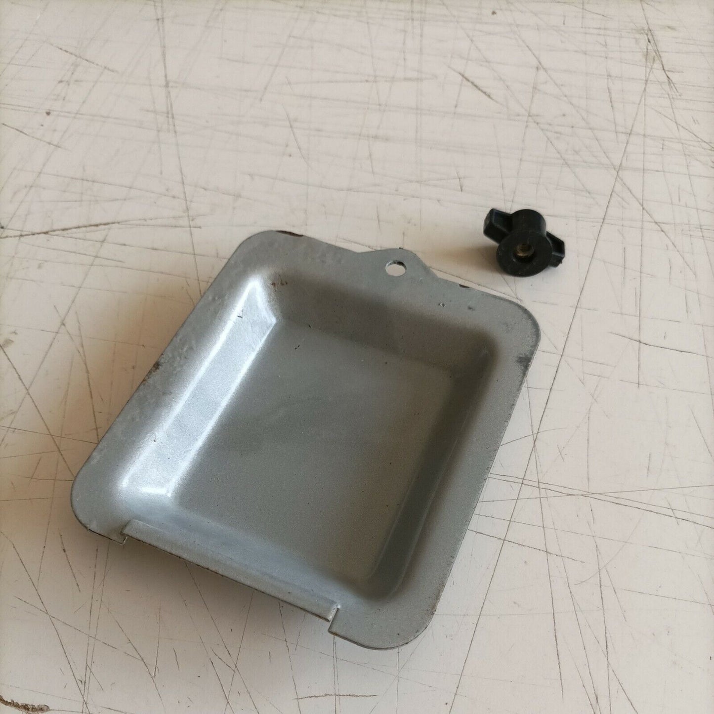 COPERCHIO TRAZIONE POSTERIORE PER TOSAERBA BRIGGS & STRATTON 675S 190 CC usato