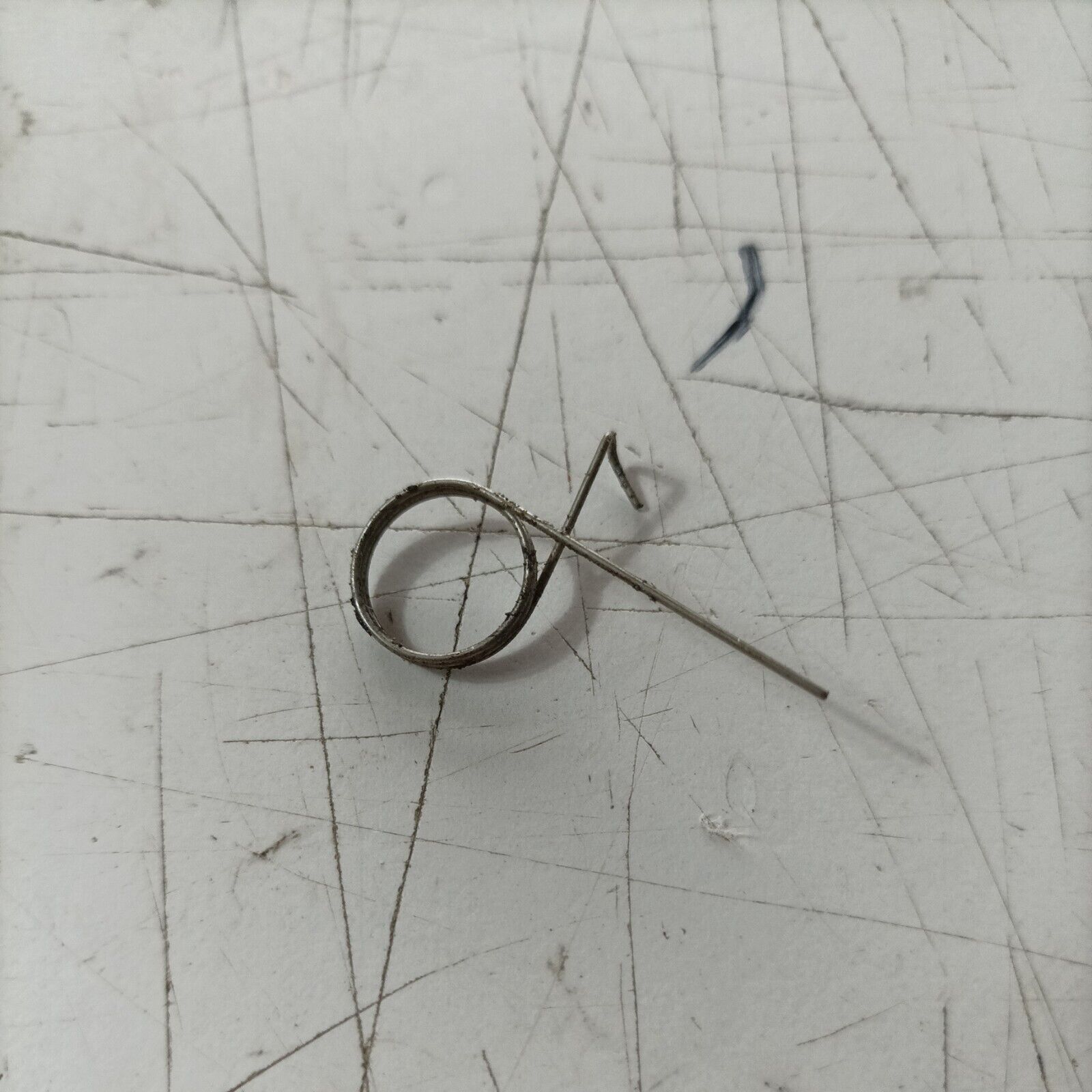 GRILLETTO MOLLA COMANDO ACCELERAZIONE GAS PER MOTOSEGA CASTOR C 70 ALPINA A 70