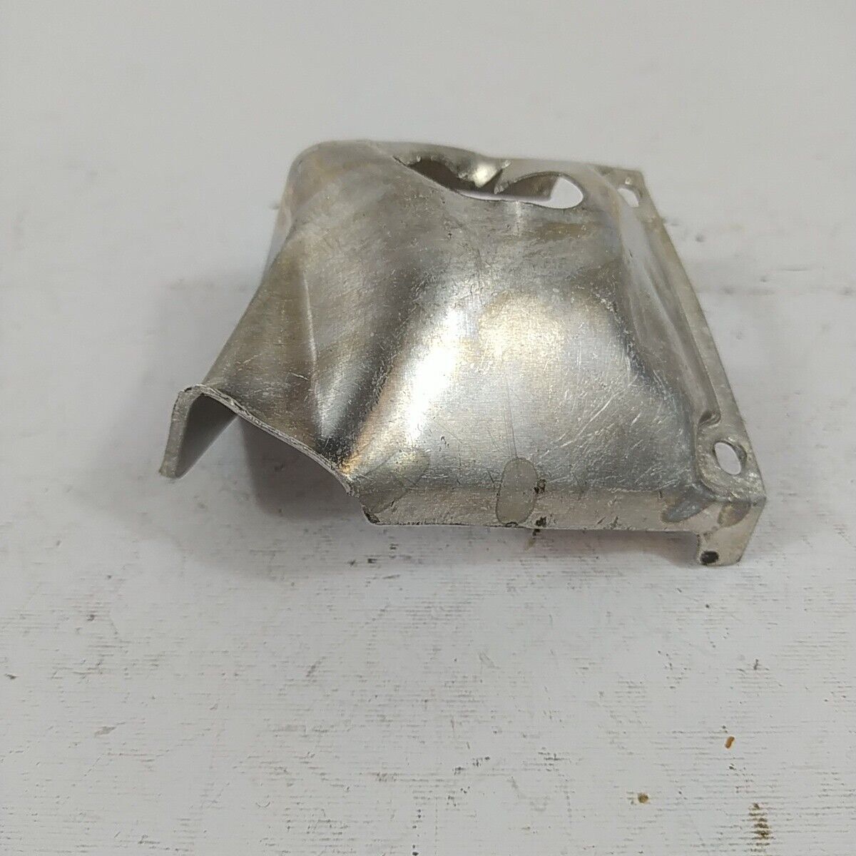 Ricambio DECESPUGLIATORE kawasaki kt 17 COPERCHIO copri CILINDRO motore usato