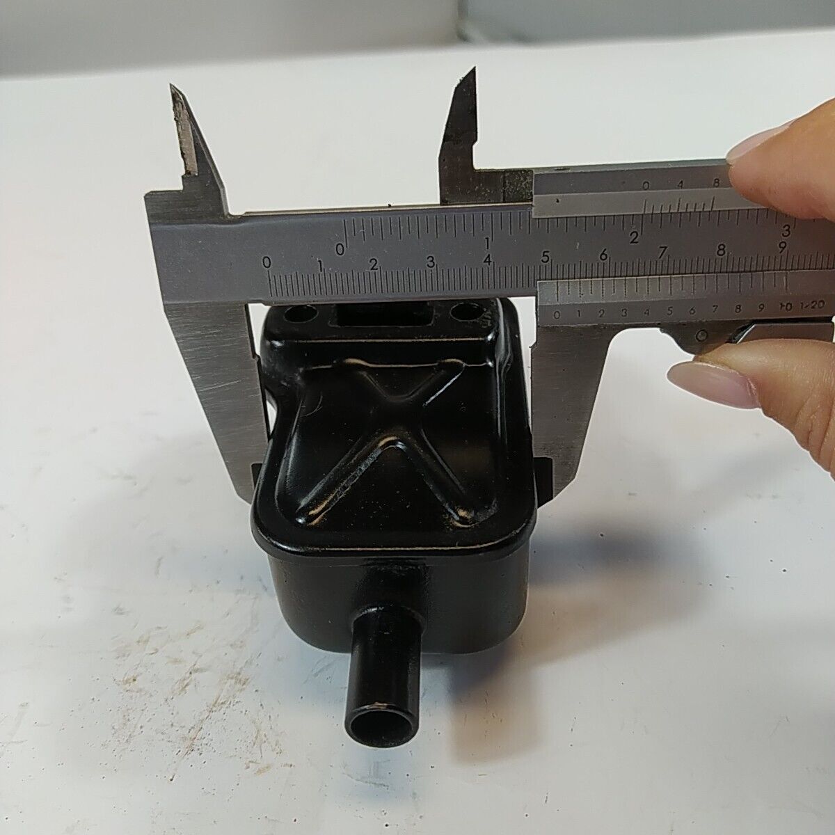 Ricambio MARMITTA SILENZIATORE Usato per decespugliatore Komatsu ZENOAH G2K