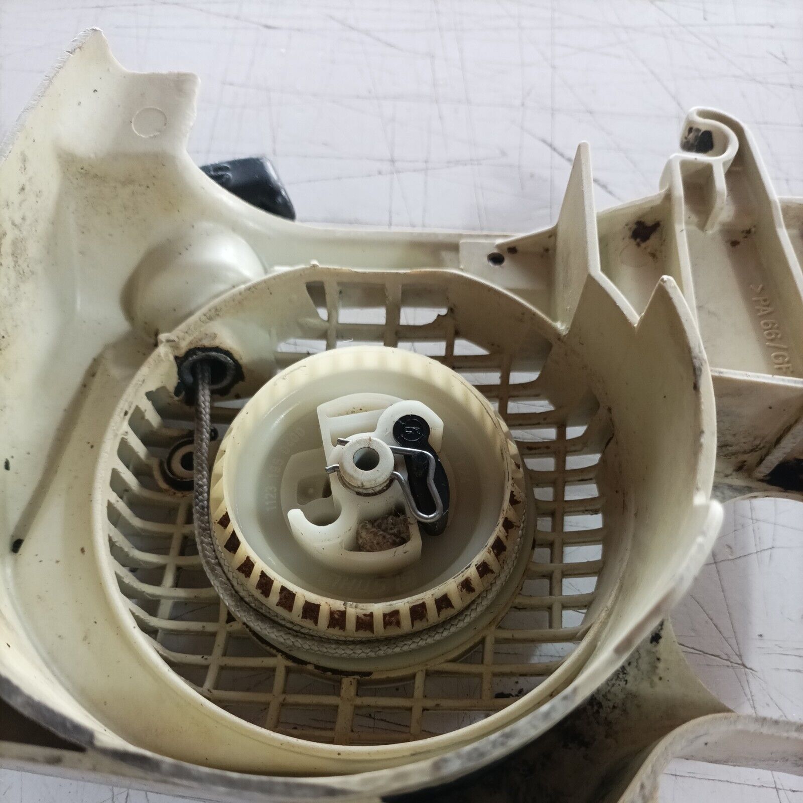 COPERCHIO avviamento AUTOAVVOLGENTE PER MOTOSEGA STIHL 018/MS 170 180 017 usato