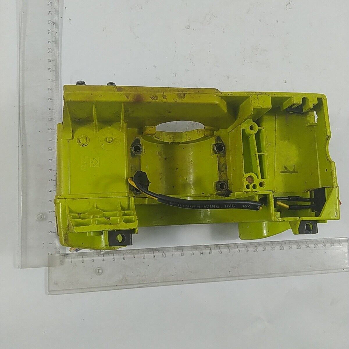 Ricambio BASAMENTO CILINDRO SERBATOIO CARBURANTE PER MOTOSEGA POULAN usato