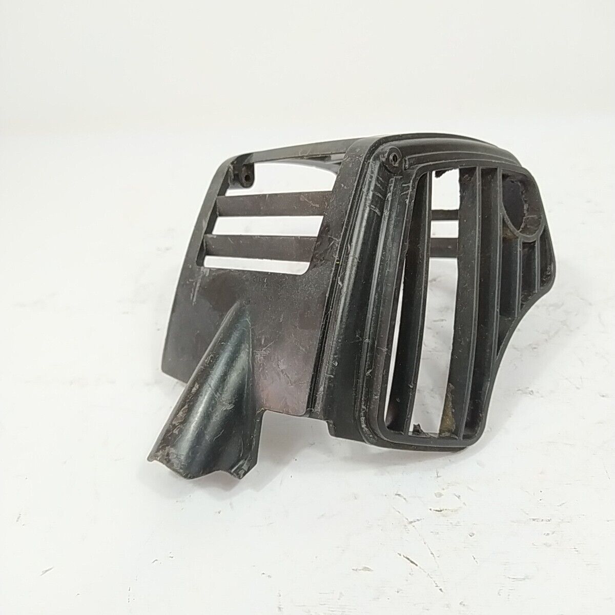 COPERCHIO CILINDRO MOTORE ricambi usati per decespugliatore MCCULLOCH CABRIO 251