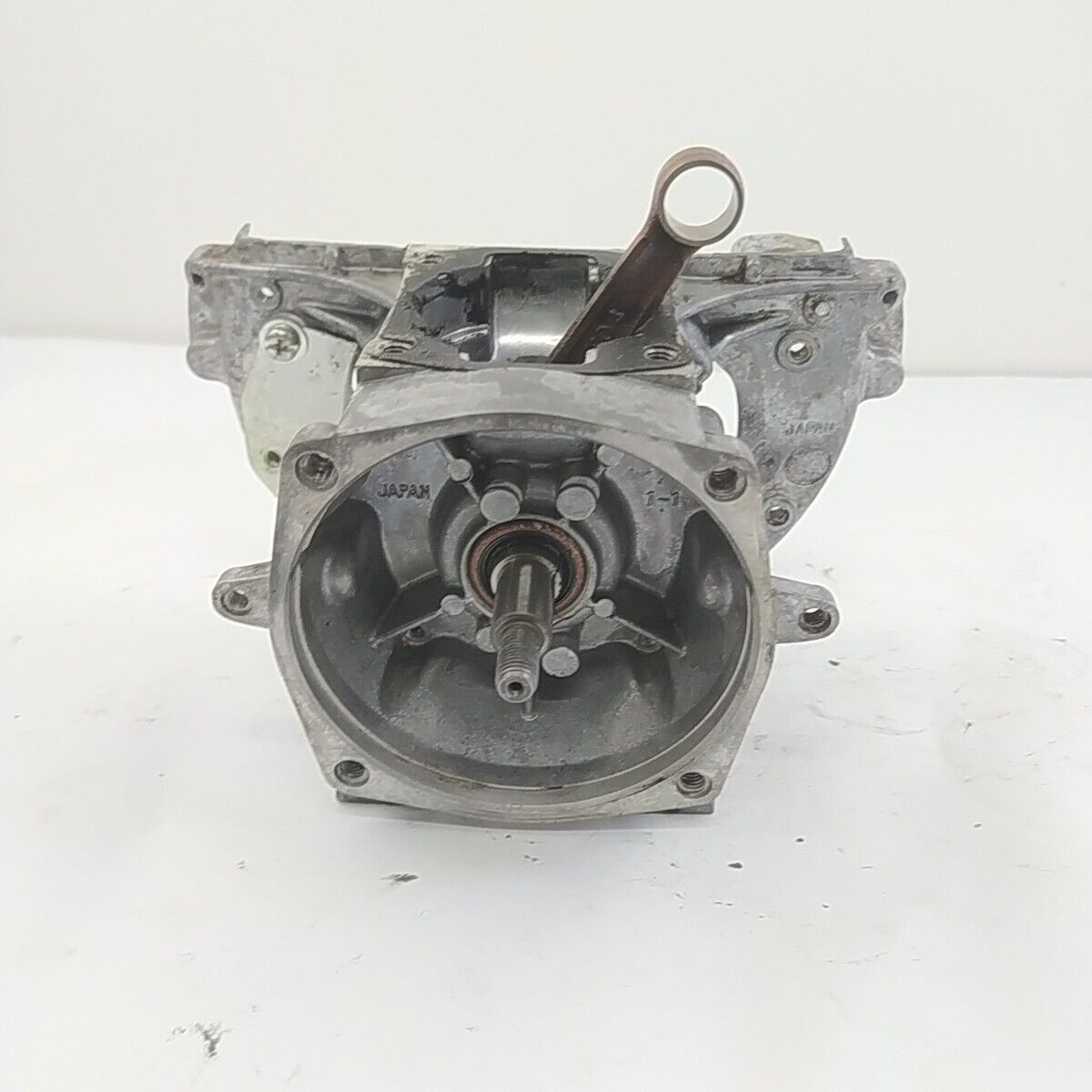 Ricambio CARTER BASAMENTO CILINDRO usato per decespugliatore KAWASAKI TD 40