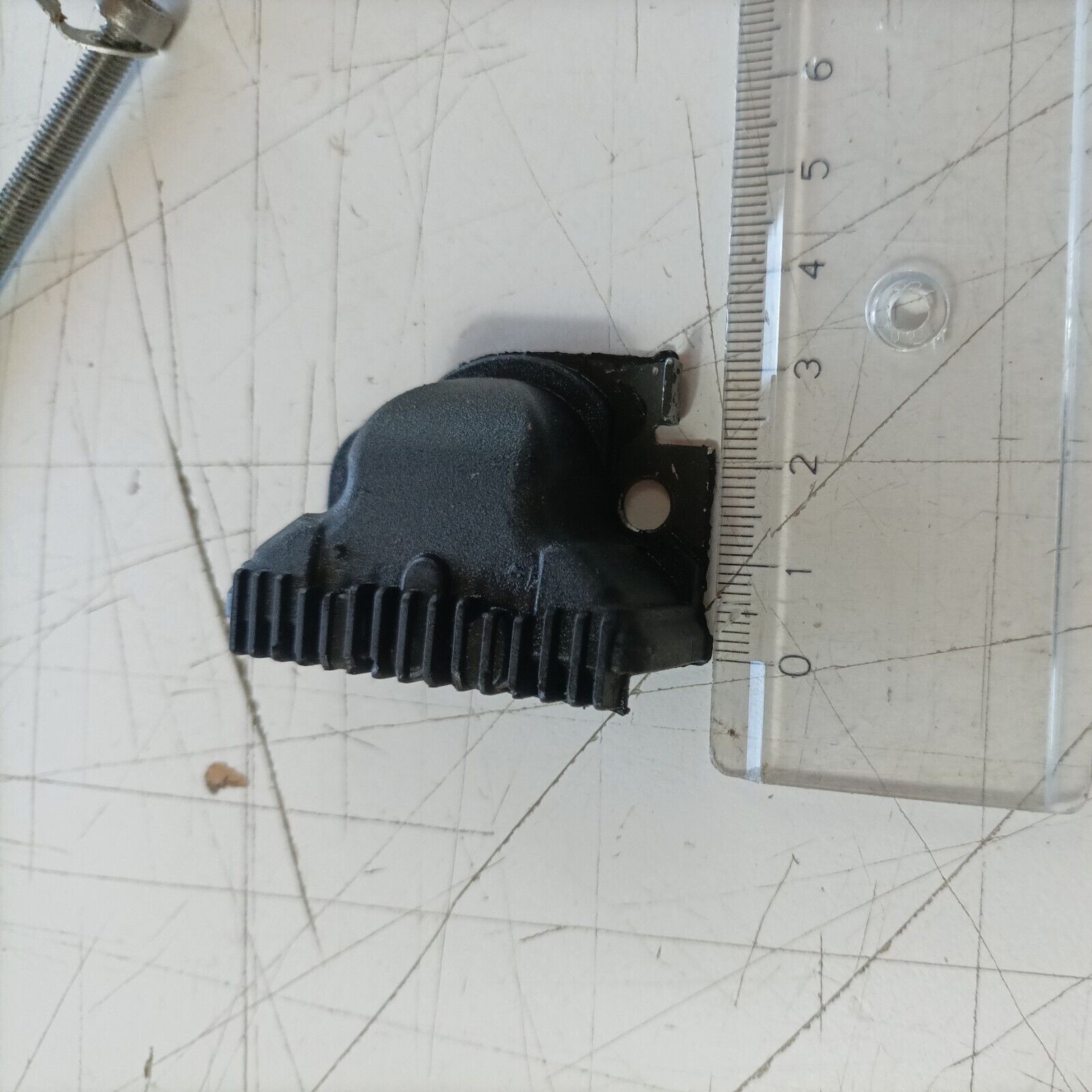 SUPPORTO CARBURATORE E filtro aria PER MOTOSEGA CASTEL CS 39 ALPINA P 390 usato