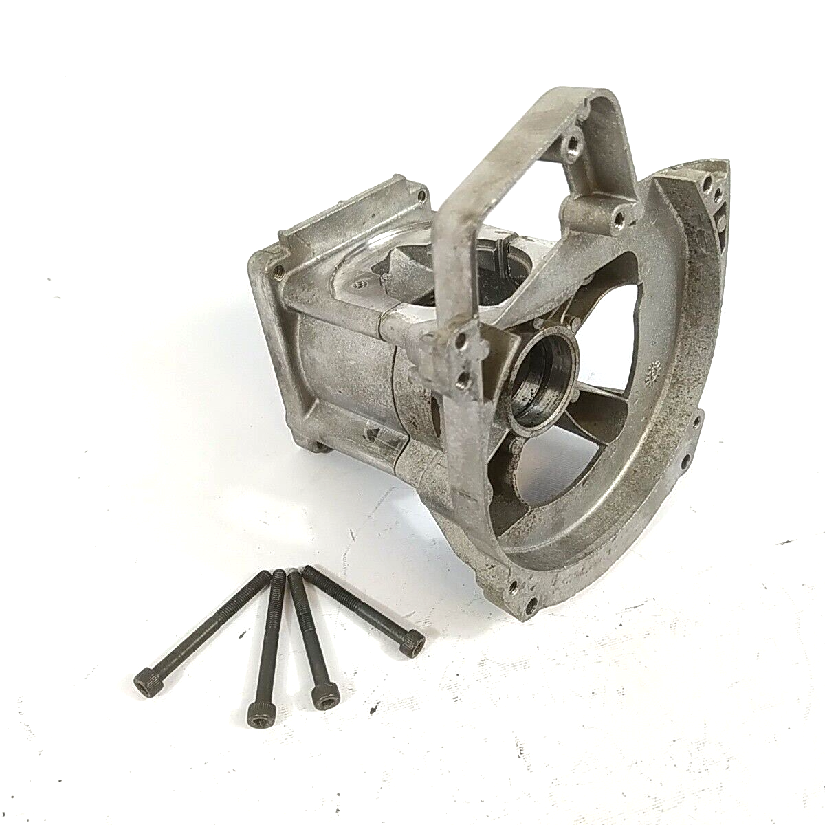Ricambio usato BASAMENTO CARTER MOTORE decespugliatore Mcculloch ELITE 4200
