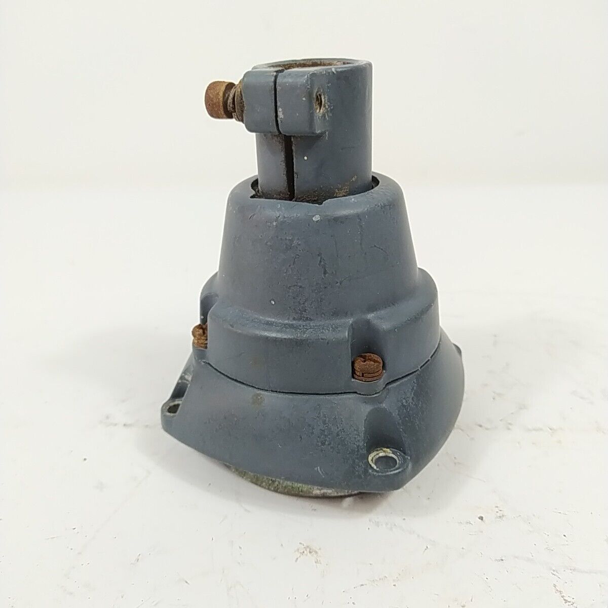 SUPPORTO E CAMPANA FRIZIONE PER DECESPUGLIATORE SOMEC SHT 40  SHT 34 