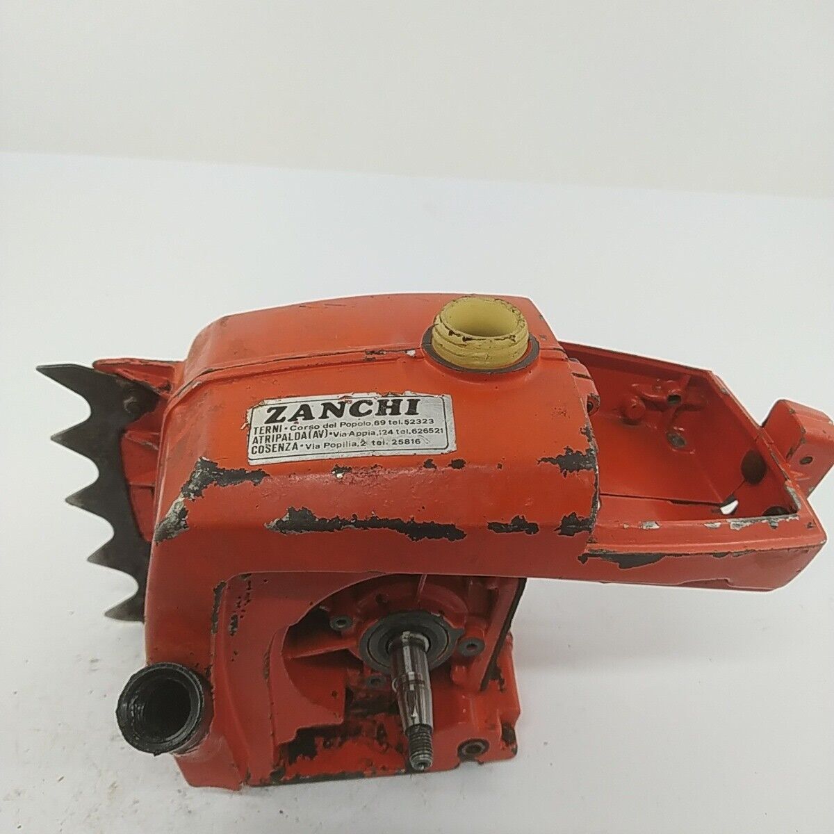 Ricambi TELAIO BASAMENTO ALBERO MOTORE usati per motosega CASTOR C70 ALPINA A70 