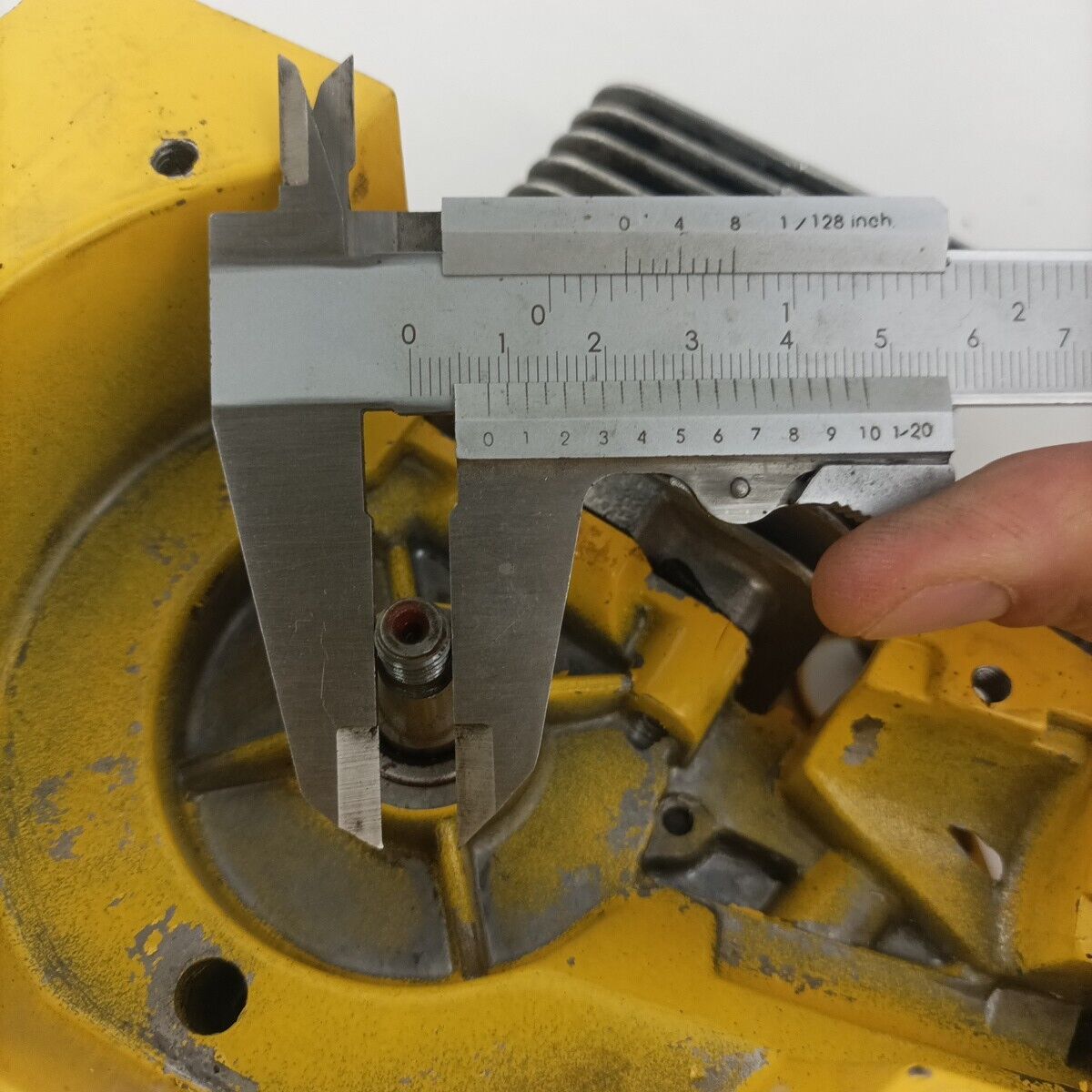 Ricambio MOTORE completo di CILINDRO ALBERO CARTER per  MCCULLOCH PM 370 usato