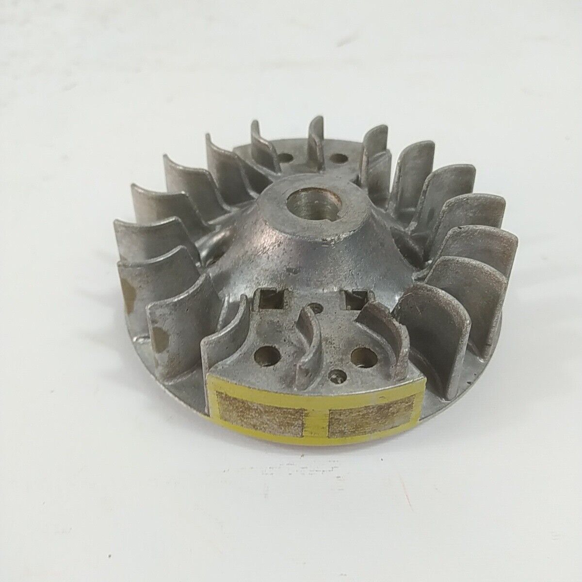 Ricambio VOLANO MAGNETICO DI AVVIAMENTO per decespugliatore TANAKA 501 ik usato