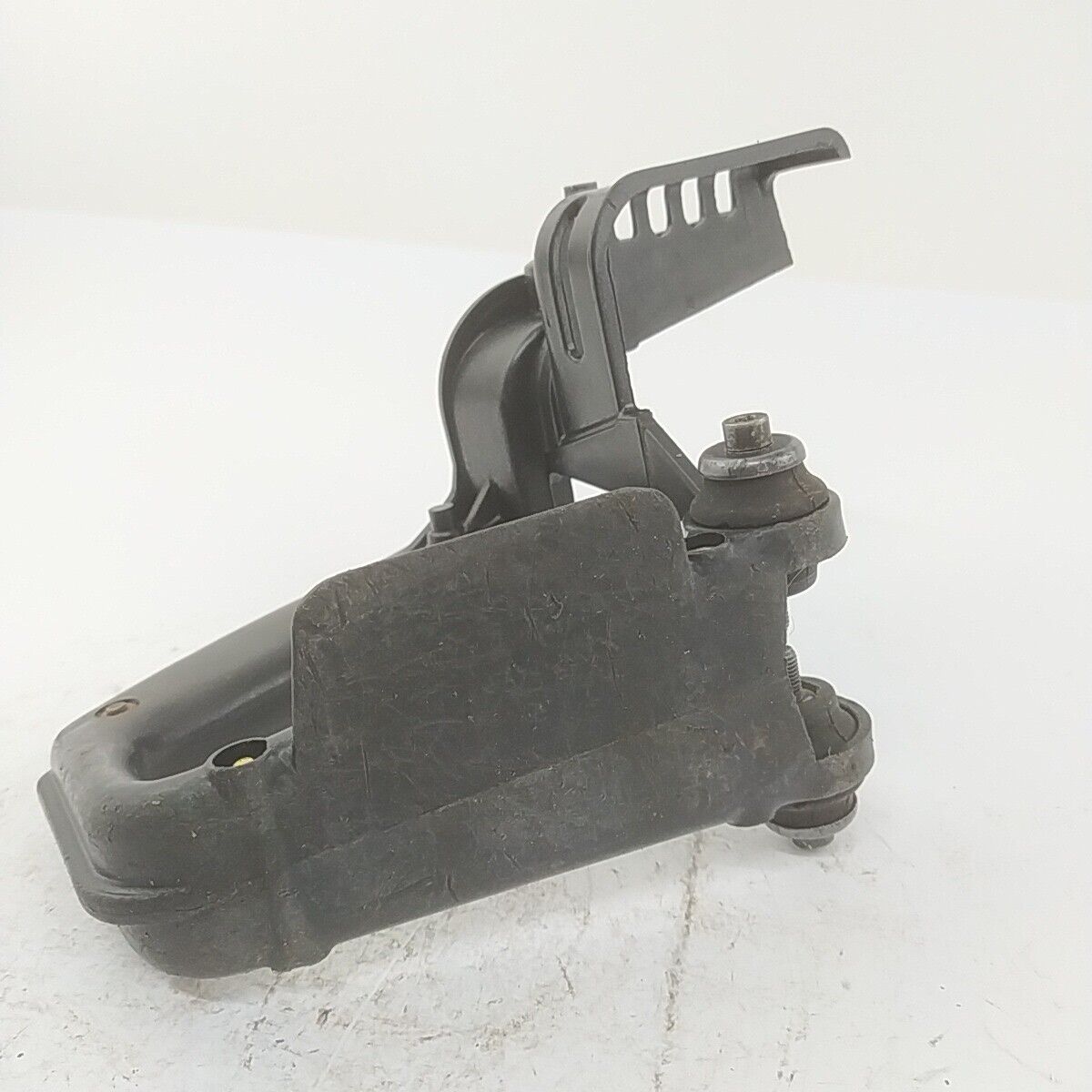 Ricambi IMPUGNATURA MANIGLIA manico COMANDI usati per motosega ALPINA  prof 70 s