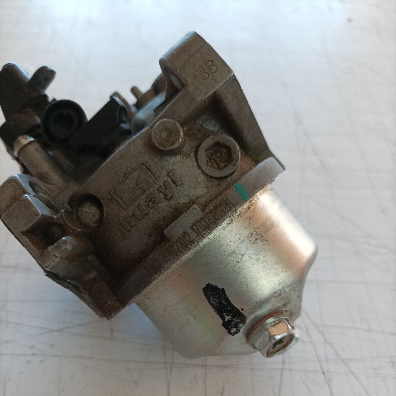 CARBURATORE HUAYI T361 170021012 L 66151183 PER RASAERBA EMAK k1250 usato