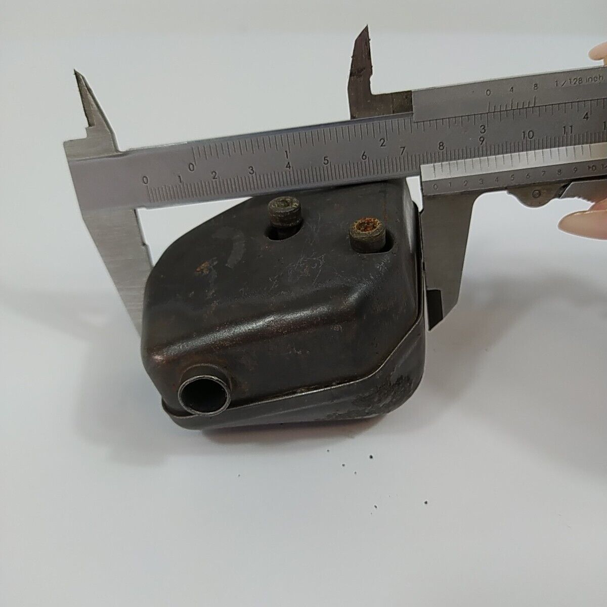 Ricambi usati MARMITTA TERMINALE DI SCARICO ORIGINALE PER MOTOSEGA CASTOR 438 