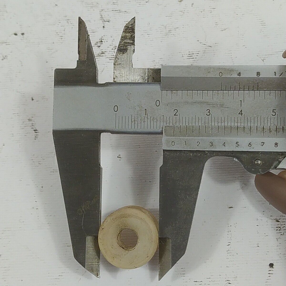 Ricambi usati per decespugliatore MCCULLOCH BP 38 SUPPORTI SERBATOIO CARBURANTE