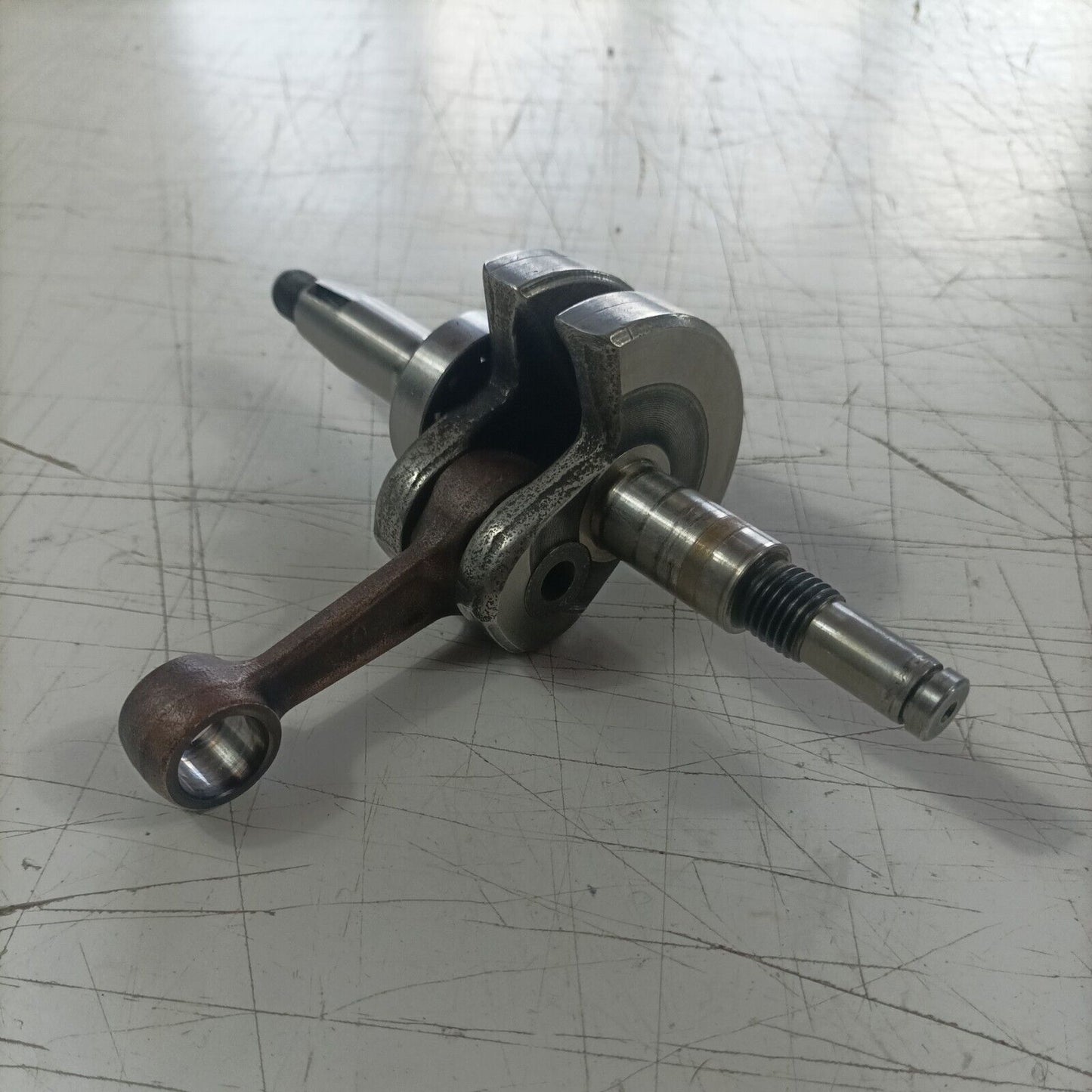 MOTOSEGA OLEOMAC OM 251 ALBERO MOTORE CON DOPPIO FILETTO ricambi usati