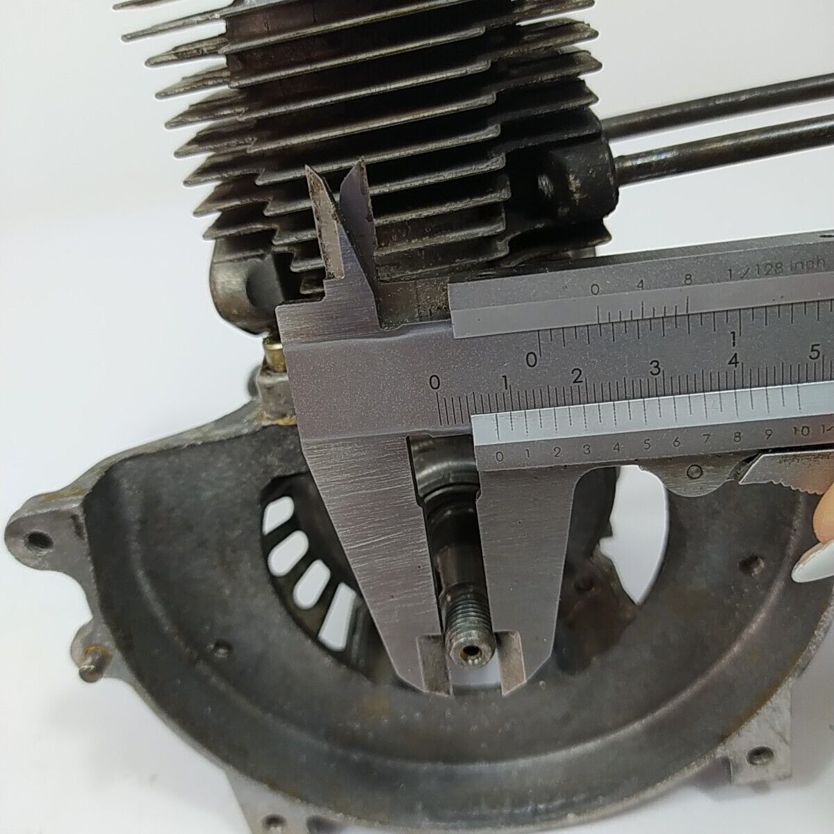 ricambio KIT MOTORE CILINDRO E PISTONE usato per decespugliatore KAWASAKI TD 33
