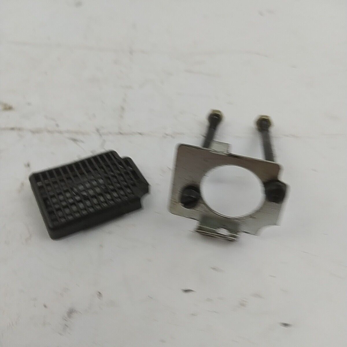 MOTOSEGA ALPINA A 70 0-70 ricambio SUPPORTO FILTRO aria e CARBURATORE usato